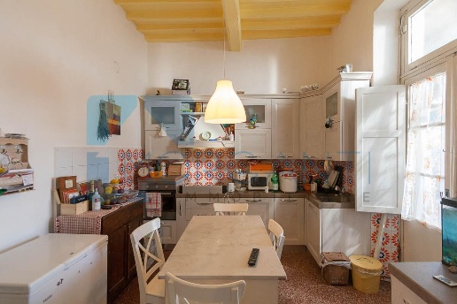 appartamento in vendita a Pietrasanta in zona Capezzano Monte