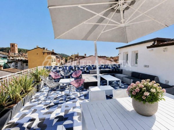 appartamento in vendita a Pietrasanta in zona Capezzano Monte