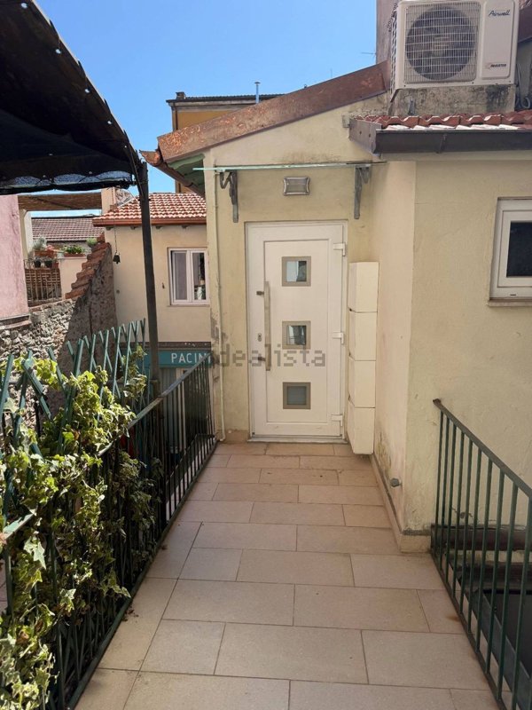 appartamento in vendita a Pietrasanta in zona Capezzano Monte