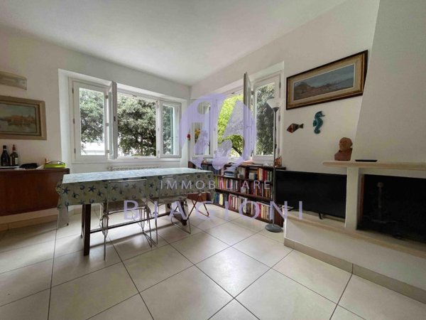 casa indipendente in vendita a Pietrasanta in zona Focette
