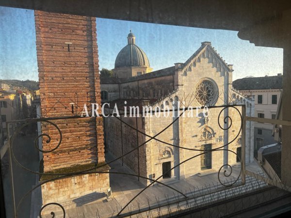 appartamento in vendita a Pietrasanta in zona Capezzano Monte