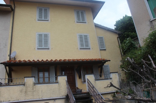 casa indipendente in vendita a Pietrasanta