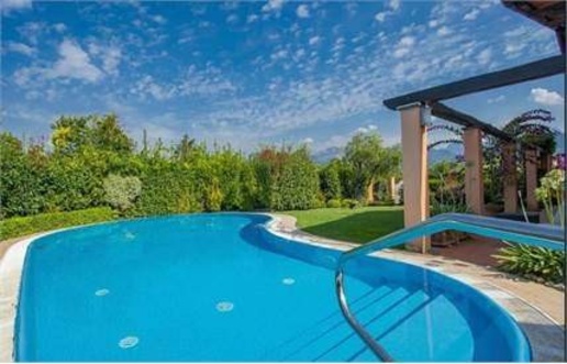 casa indipendente in vendita a Pietrasanta in zona Africa