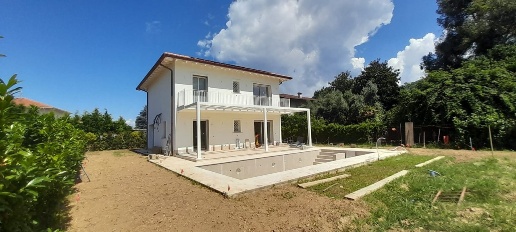 casa indipendente in vendita a Pietrasanta