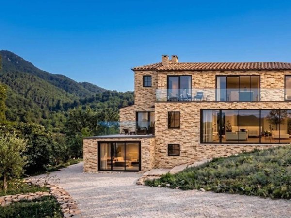 casale in vendita a Pietrasanta in zona Capezzano Monte