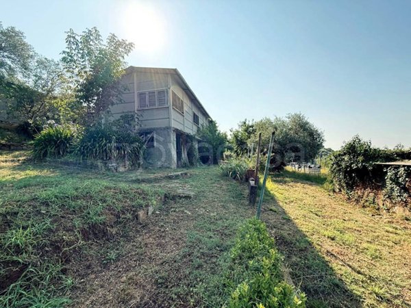 casa indipendente in vendita a Pietrasanta