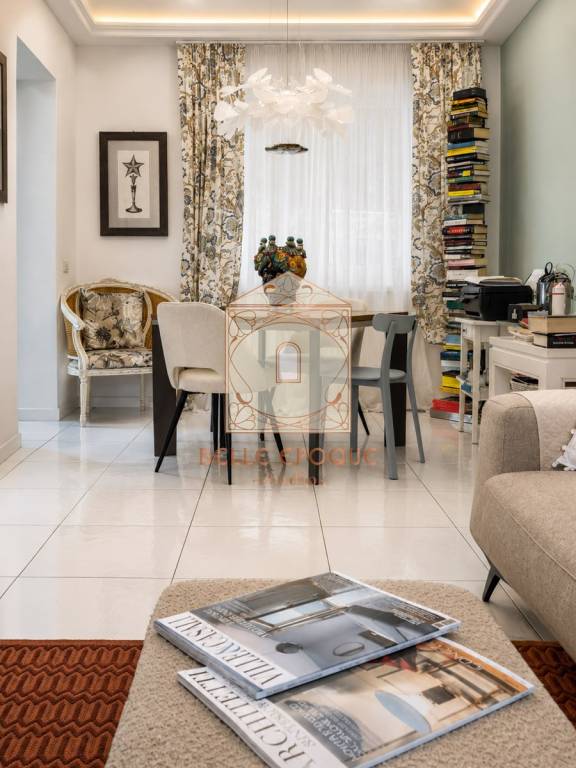 casa indipendente in vendita a Pietrasanta in zona Vignone