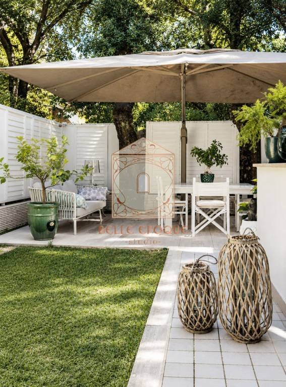 casa indipendente in vendita a Pietrasanta in zona Vignone
