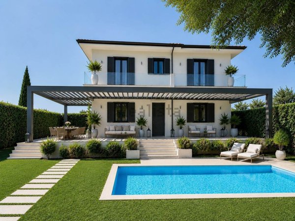 casa indipendente in vendita a Pietrasanta in zona Fiumetto