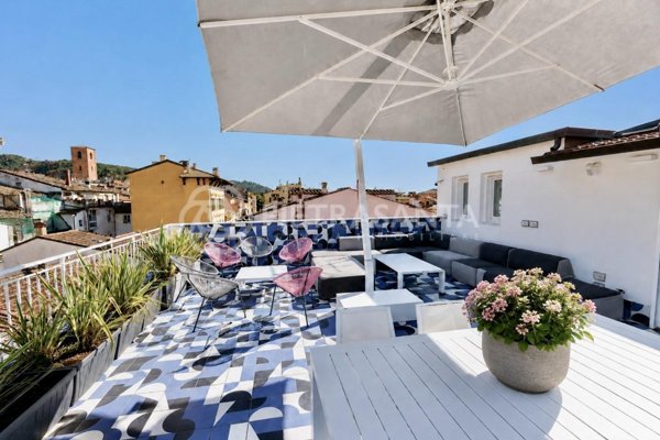 appartamento in vendita a Pietrasanta in zona Capezzano Monte