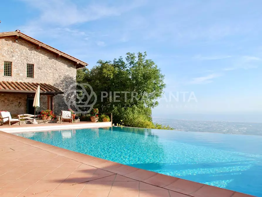 casa indipendente in vendita a Pietrasanta