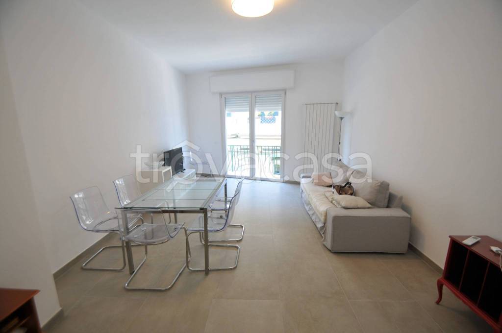 appartamento in vendita a Pietrasanta in zona Tonfano