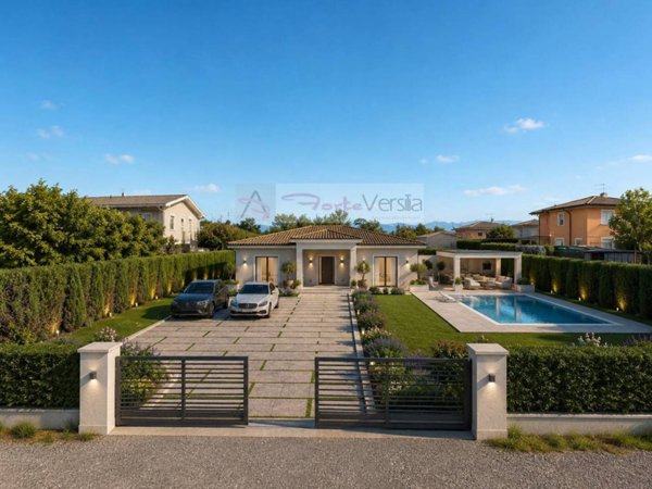 casa indipendente in vendita a Pietrasanta in zona Tonfano