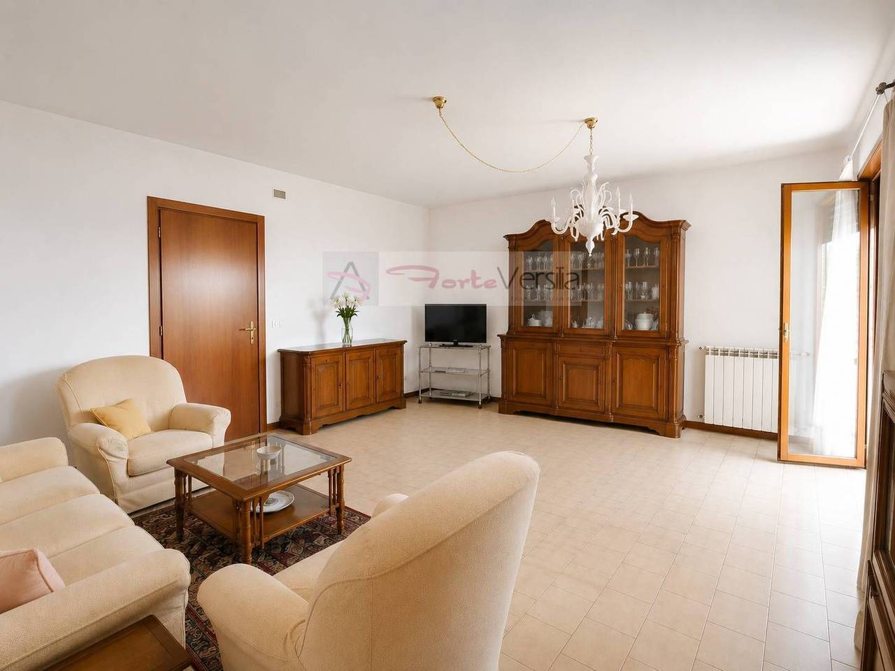 appartamento in vendita a Pietrasanta in zona Strettoia