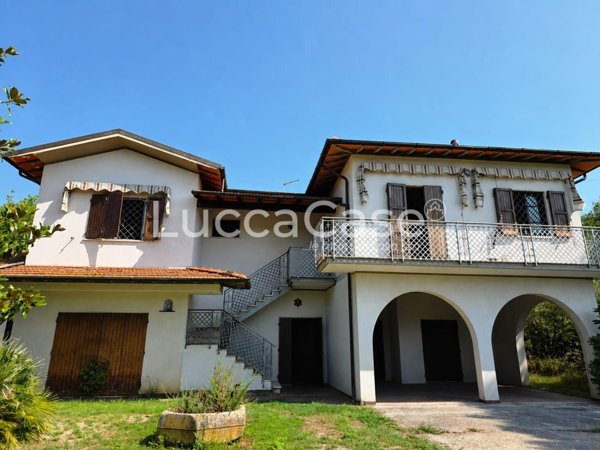 casa indipendente in vendita a Pietrasanta