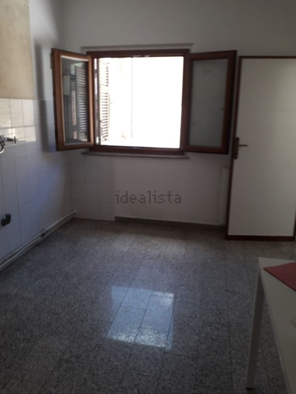 casa indipendente in vendita a Pietrasanta in zona Crociale
