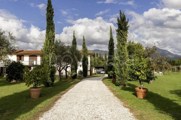casa indipendente in vendita a Pietrasanta