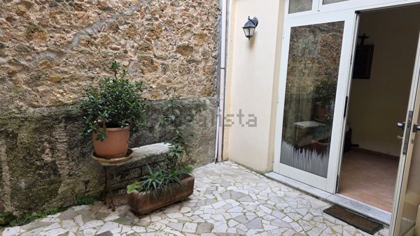 appartamento in vendita a Pietrasanta in zona Capezzano Monte