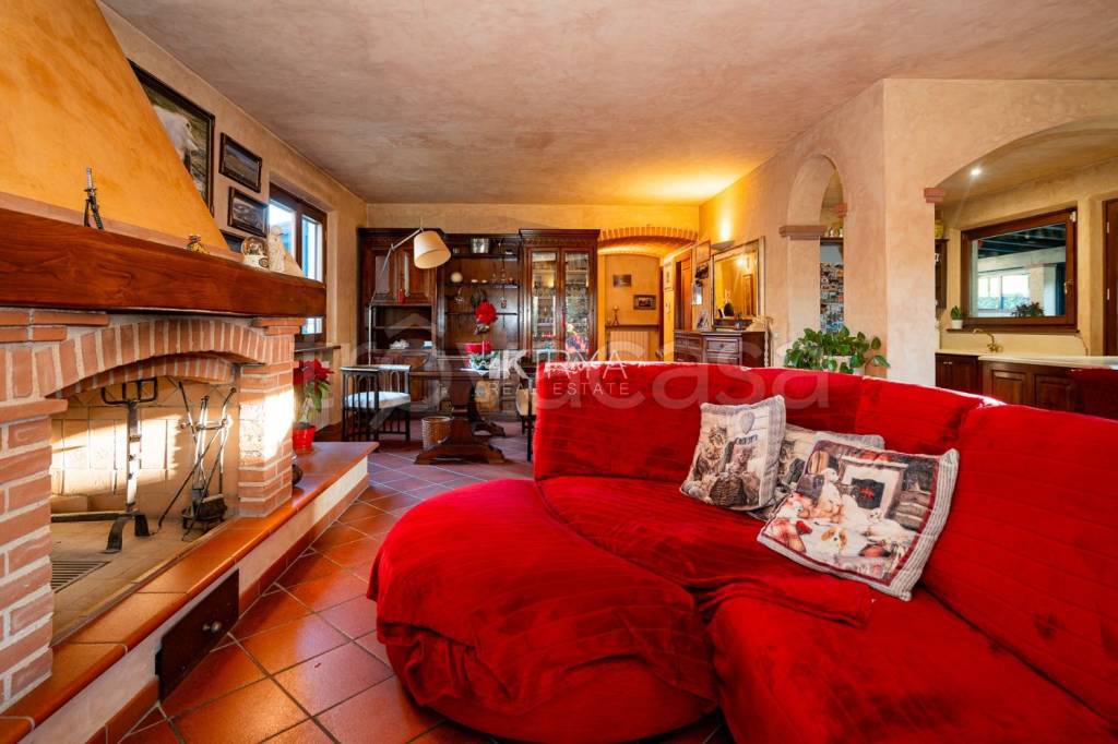 casa indipendente in vendita a Pietrasanta in zona Marina di Pietrasanta