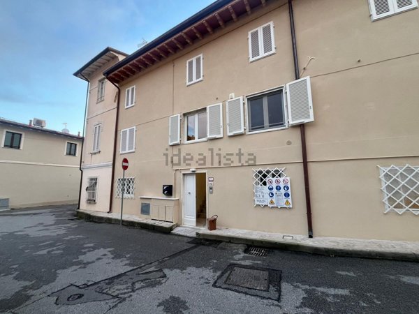appartamento in vendita a Pietrasanta in zona Capezzano Monte