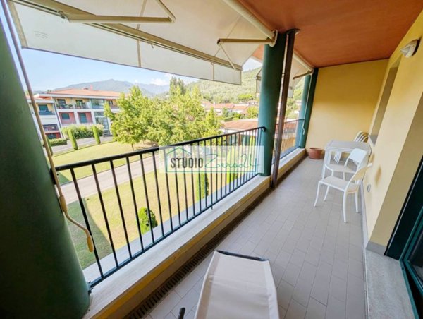 appartamento in vendita a Pietrasanta in zona Capezzano Monte