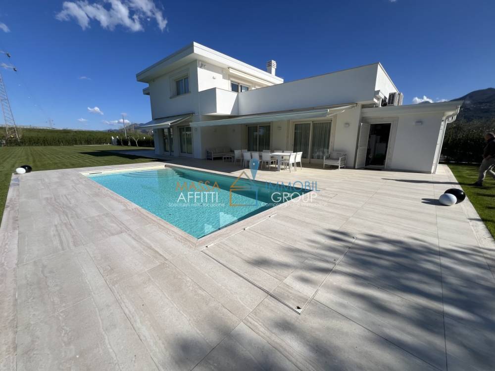 casa indipendente in vendita a Pietrasanta