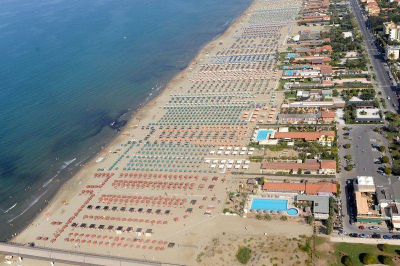 casa indipendente in vendita a Pietrasanta in zona Marina di Pietrasanta