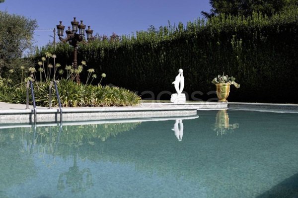 casa indipendente in vendita a Pietrasanta in zona Fiumetto