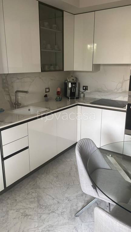 casa indipendente in vendita a Pietrasanta in zona Tonfano