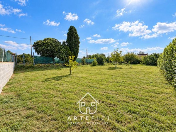 terreno agricolo in vendita a Pietrasanta