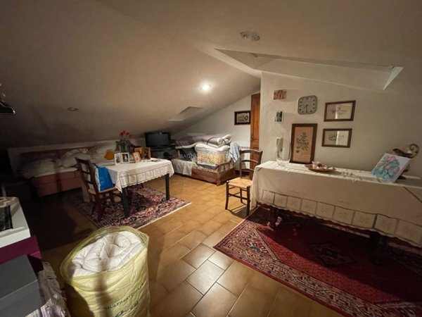 casa indipendente in vendita a Pietrasanta in zona Tonfano