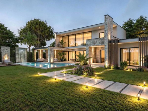 casa indipendente in vendita a Pietrasanta in zona Marina di Pietrasanta