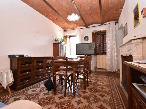 appartamento in vendita a Pietrasanta in zona Capezzano Monte