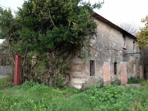 casa indipendente in vendita a Pietrasanta