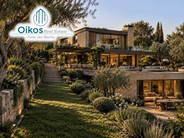 casa indipendente in vendita a Pietrasanta in zona Solaio