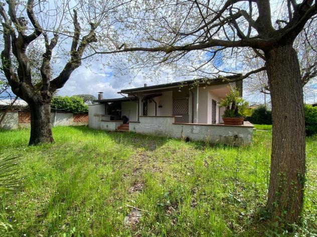 casa indipendente in vendita a Pietrasanta