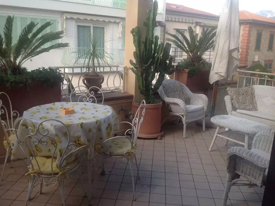 appartamento in vendita a Pietrasanta in zona Vignone