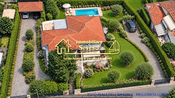 casa indipendente in vendita a Pietrasanta in zona Traversagna