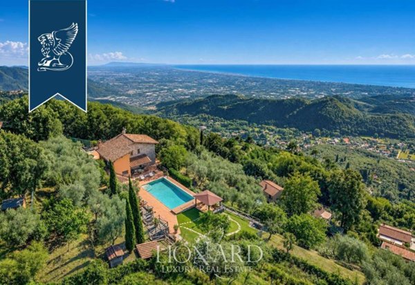casa indipendente in vendita a Pietrasanta