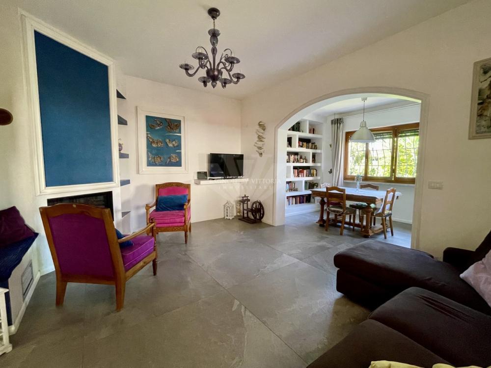 casa indipendente in vendita a Pietrasanta