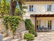 casa indipendente in vendita a Pietrasanta in zona Strettoia