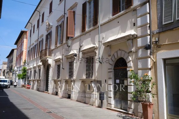 appartamento in vendita a Pietrasanta