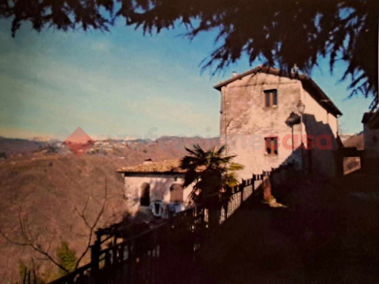 casa indipendente in vendita a Pieve Fosciana in zona Sillico