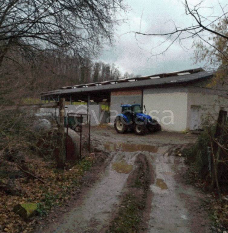 ufficio in vendita a Pieve Fosciana in zona Sillico