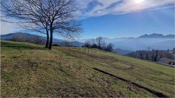 casa indipendente in vendita a Pieve Fosciana