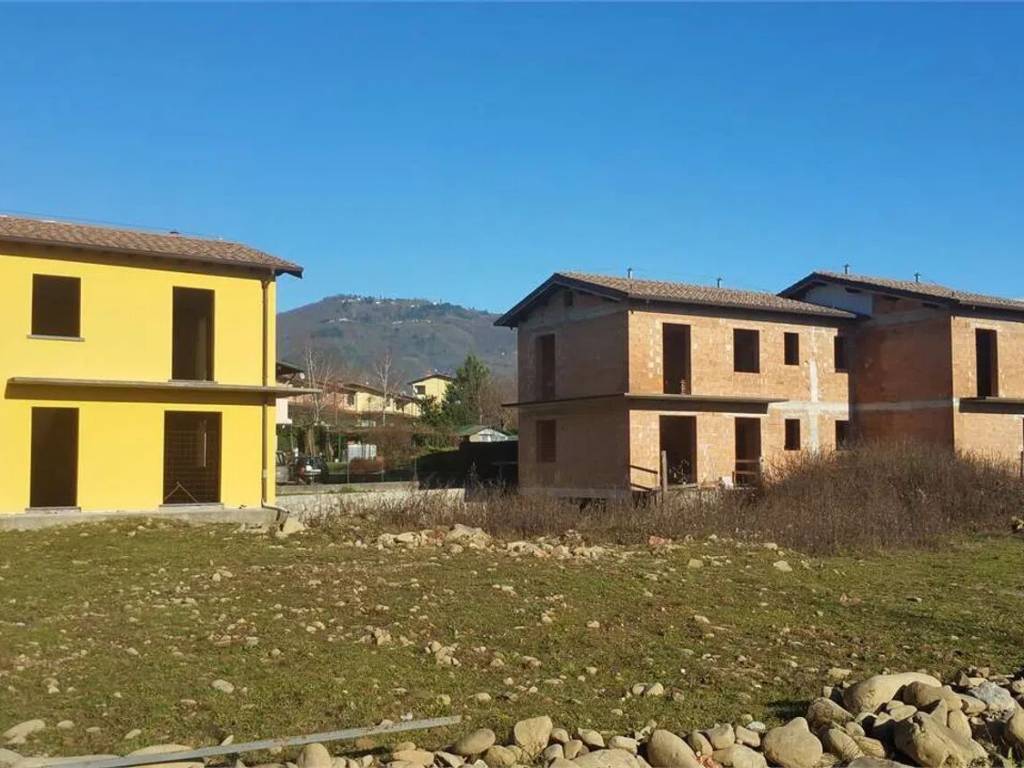casa indipendente in vendita a Pieve Fosciana