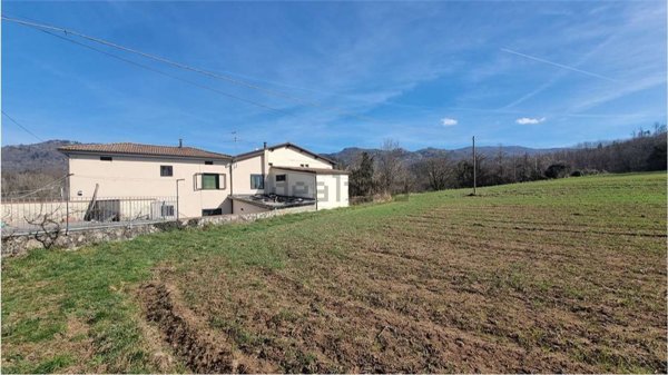 casa indipendente in vendita a Pieve Fosciana in zona Sillico