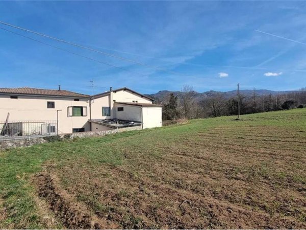 casa indipendente in vendita a Pieve Fosciana