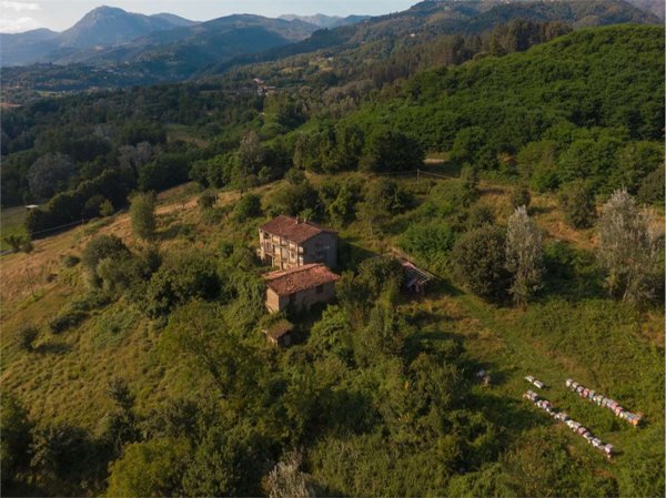 casale in vendita a Pieve Fosciana