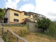 casa indipendente in vendita a Pieve Fosciana in zona Capraia